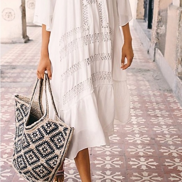 Free People Handbags - Free People Eva Printed Jute Tote
